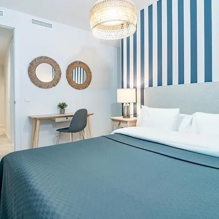 Bright 2-bedroom With A Terrace And Pool *