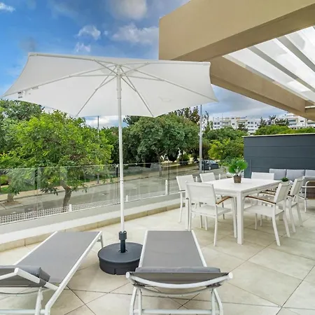 Bright 2-bedroom With A Terrace And Pool * Estepona